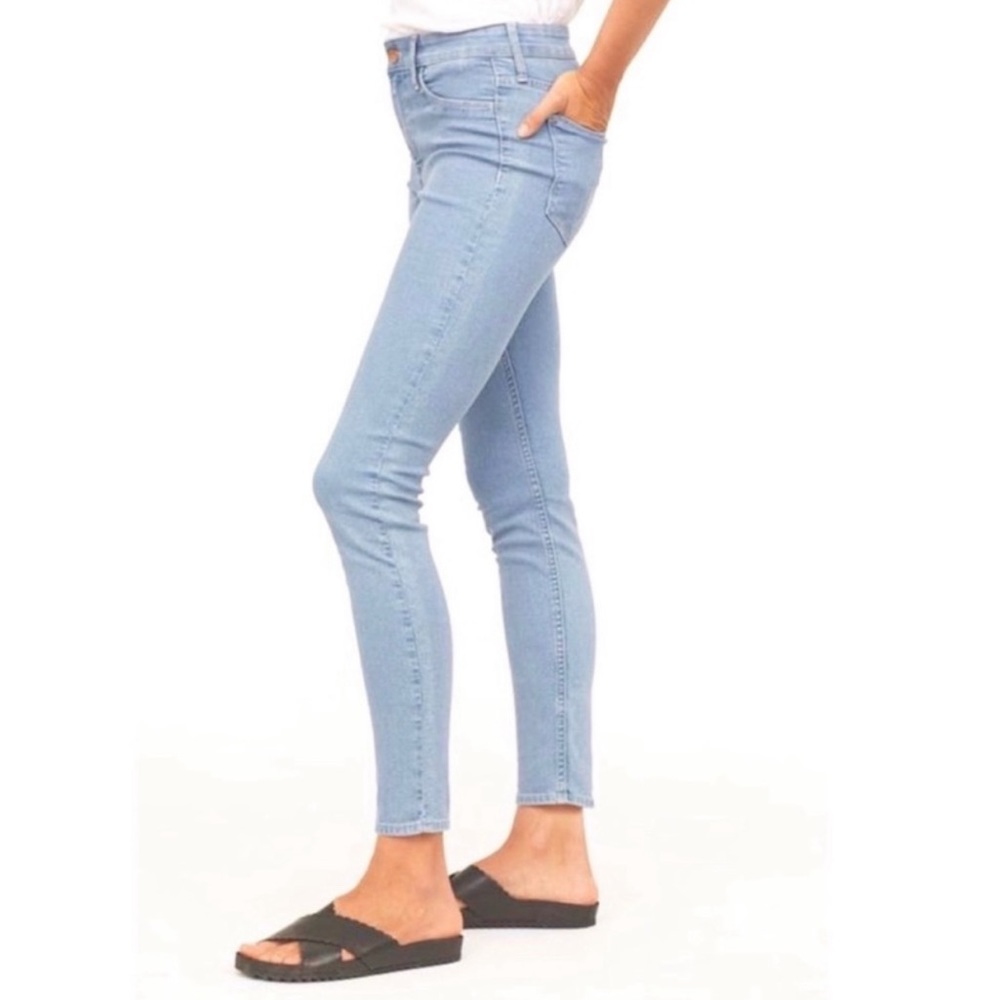 H&M Skinny Ankle Jeans Regular Fit Light Wash Size 27